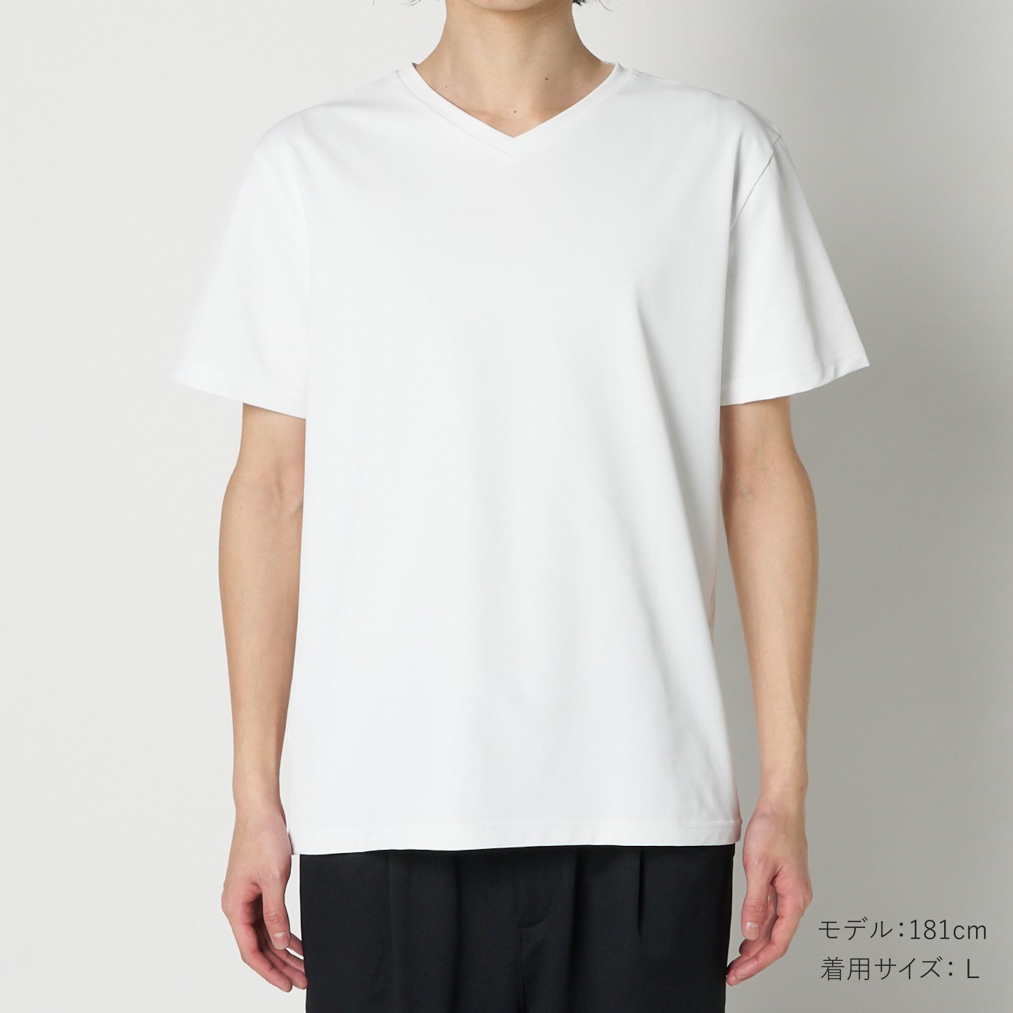Moon Tech V-neck T-shirt