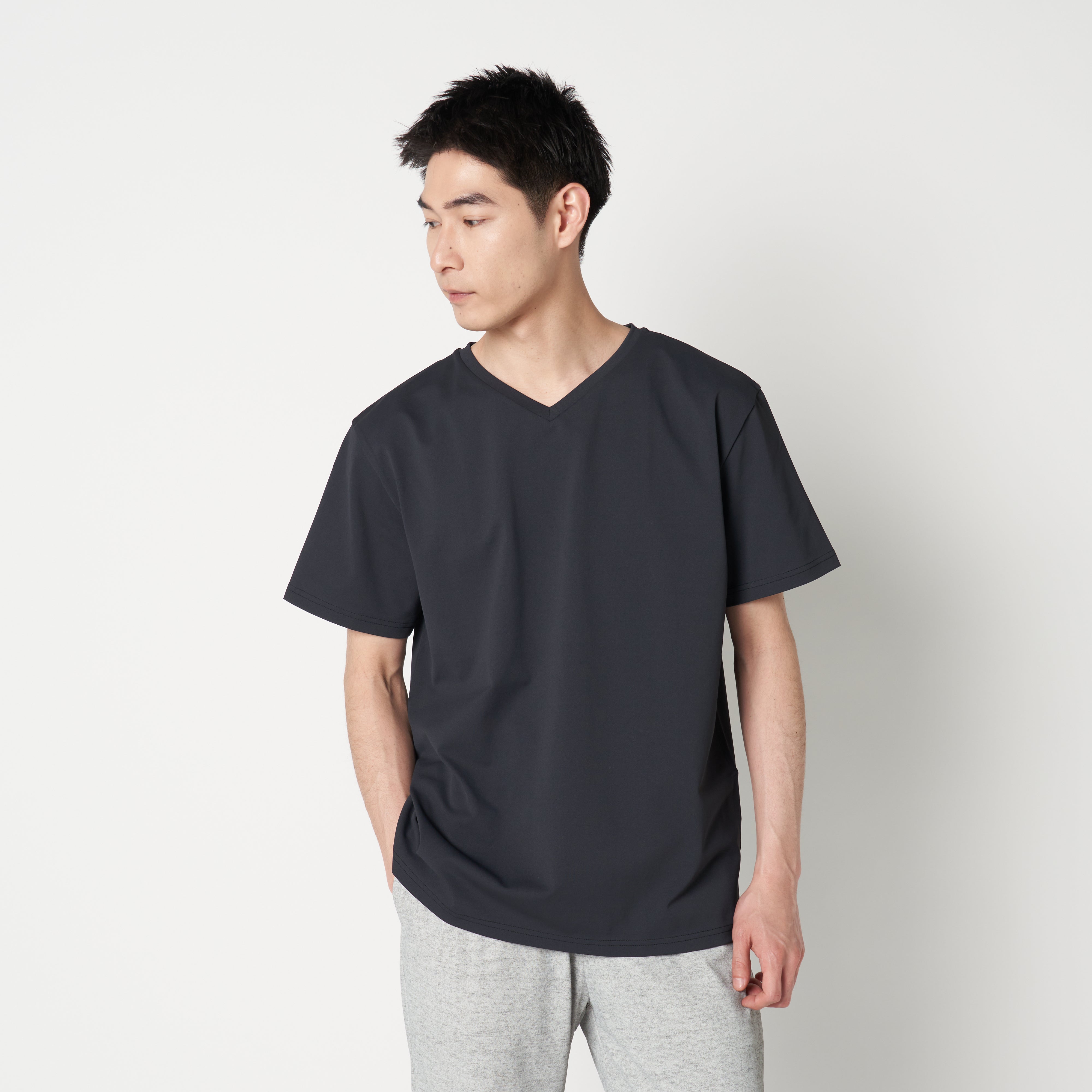 Moon Tech V-neck T-shirt