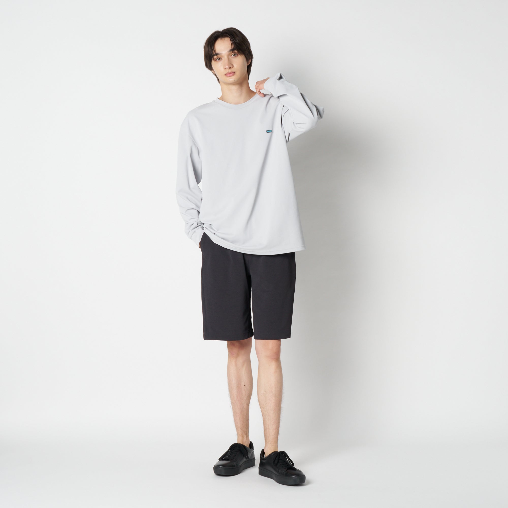 ELNEST MOON L/S TEE (Collaboration with ELNEST CREATIVE ACTIVITY)