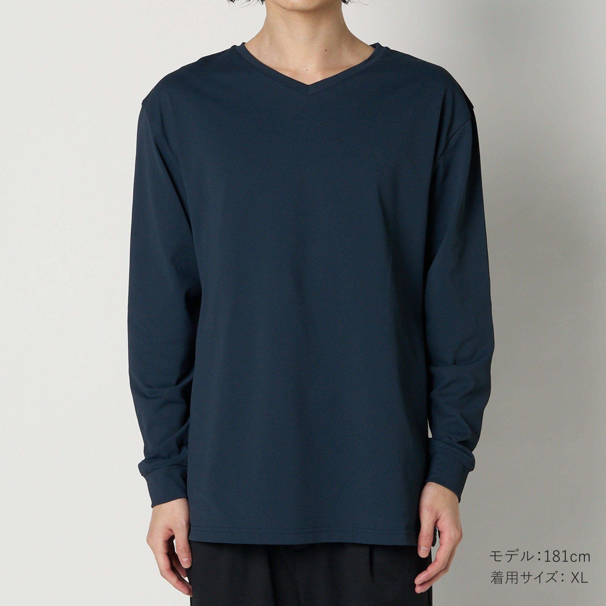 Moontech V-Neck Long Sleeve T-Shirt